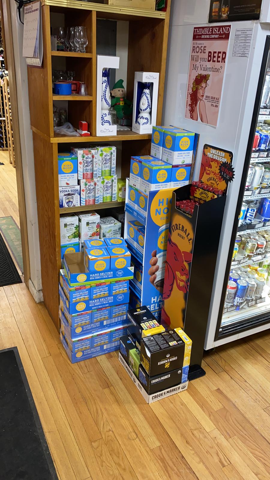 Harbor Package Store | 76 Maple St, Branford, CT 06405 | Phone: (203) 488-4048