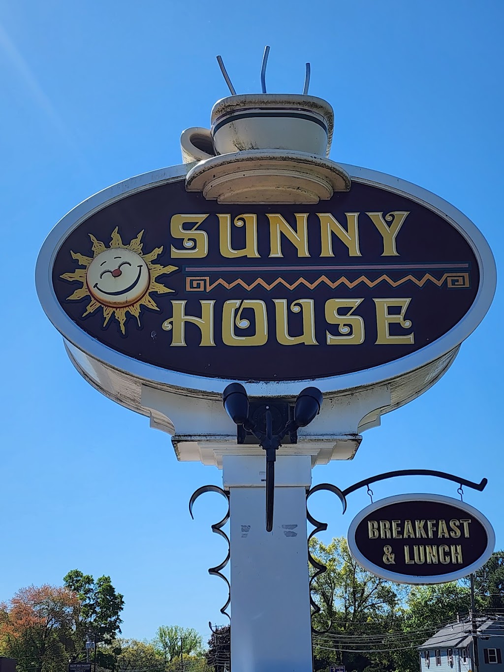 Sunny House | 75 S Main St, East Windsor, CT 06088 | Phone: (860) 254-5399