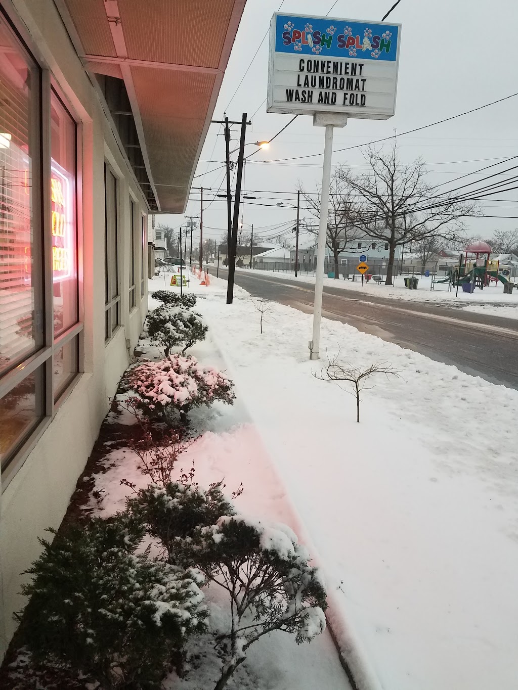 Splish Splash Laundromat | 148 Carr Ave, Keansburg, NJ 07734 | Phone: (732) 495-4335