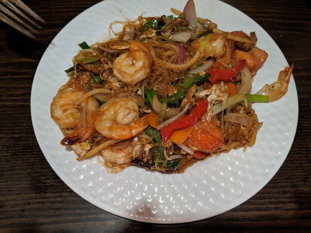 Pad Thai & Chinese Cafe | 915 County Rd 85, Oakdale, NY 11769 | Phone: (631) 218-0688