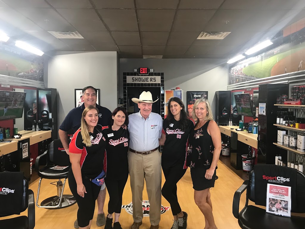 Sport Clips Haircuts of Moorestown - East Gate Square | 1640 Nixon Dr, Moorestown, NJ 08057 | Phone: (856) 242-9744
