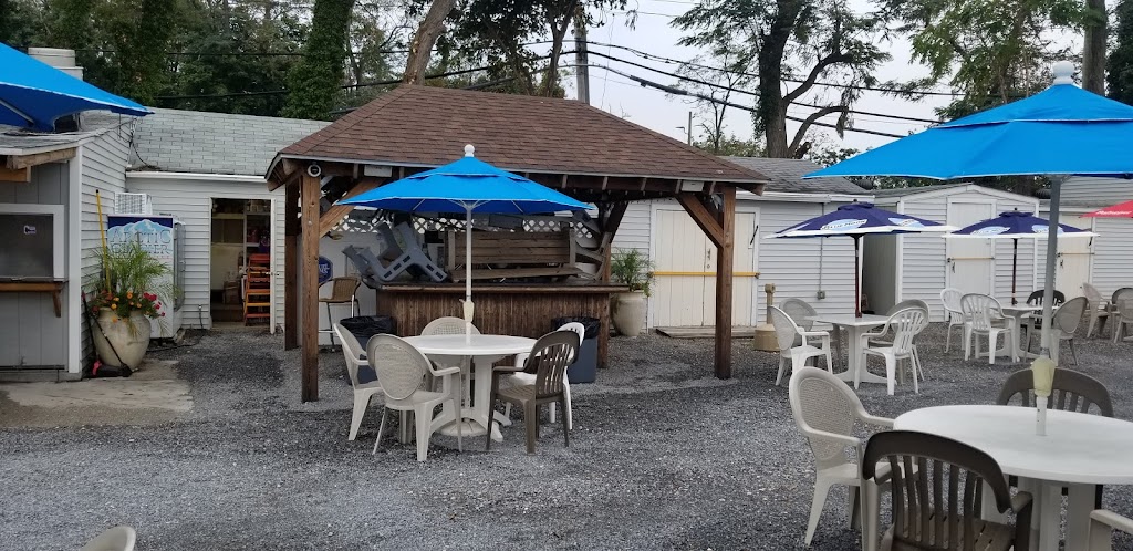 The Clam Bar at Bridge Marine | 40 Ludlam Ave, Bayville, NY 11709 | Phone: (866) 628-8689