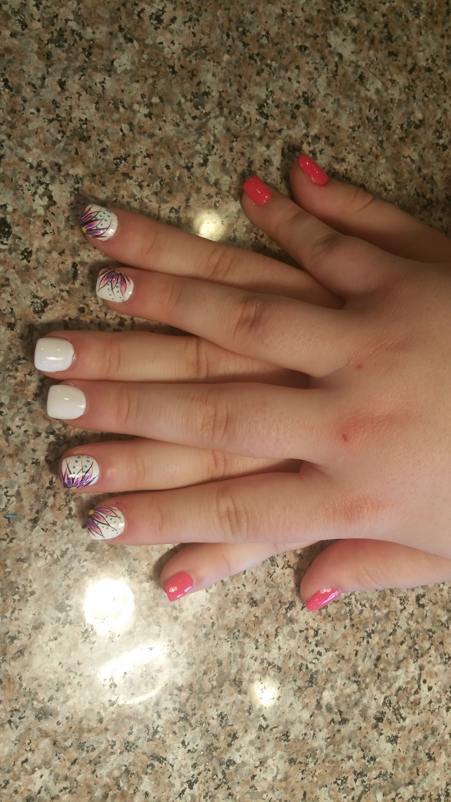 Hollywood Nails & Spa | 162 E Butler Ave, Chalfont, PA 18914 | Phone: (215) 822-0400