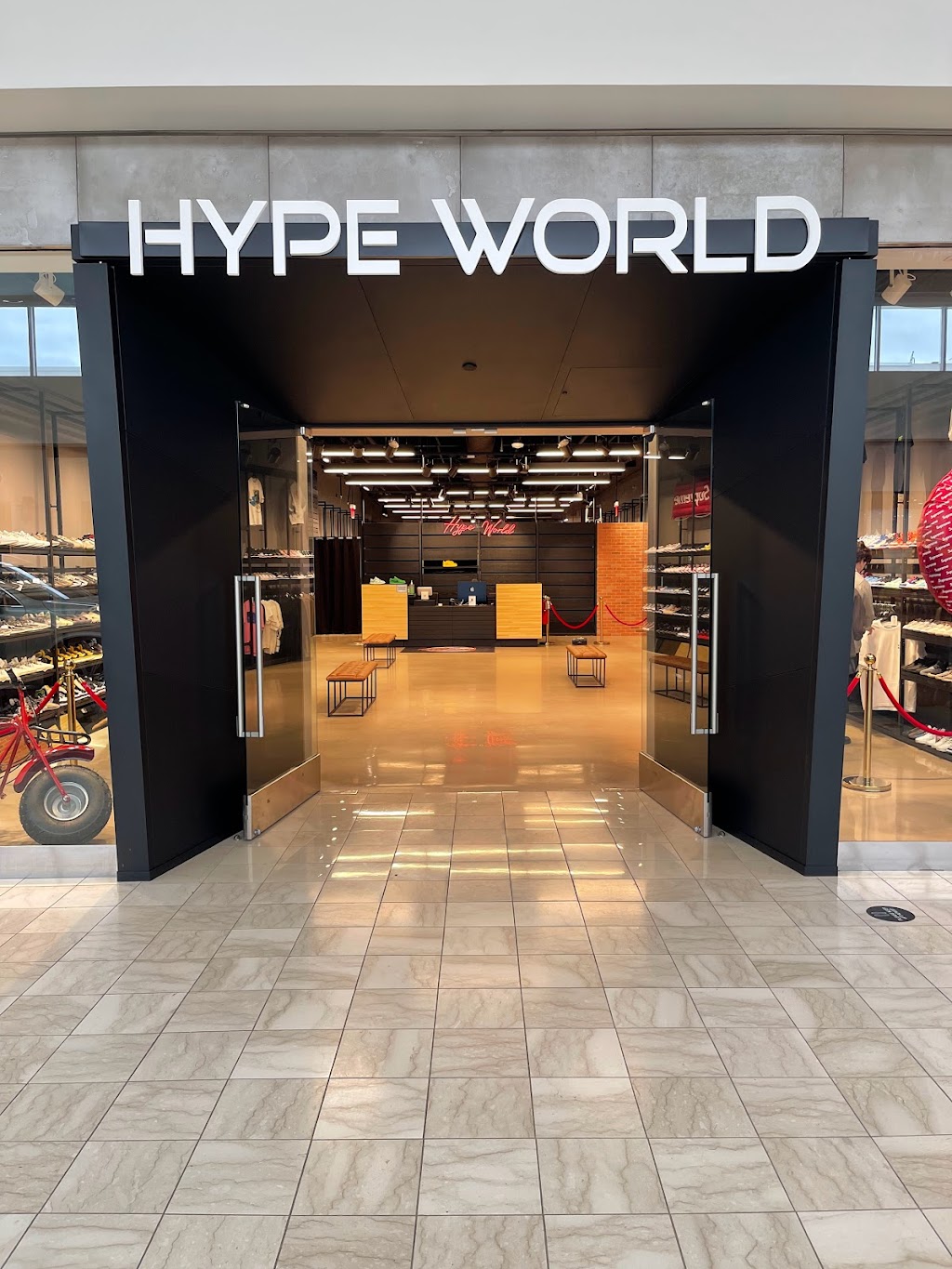 Hype World Walt Whitman Mall | 160 Walt Whitman Rd, Huntington Station, NY 11746 | Phone: (516) 828-0124