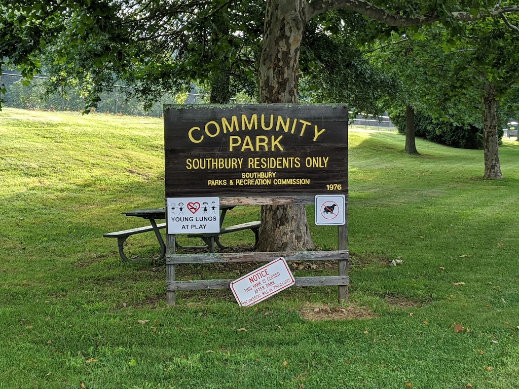 Community House Park | 200 Community House Rd, Southbury, CT 06488 | Phone: (203) 262-0633