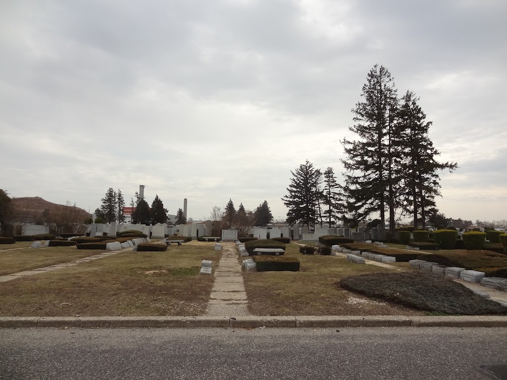 Beth Moses Cemetery | 1500 Wellwood Ave, West Babylon, NY 11704 | Phone: (631) 249-2290