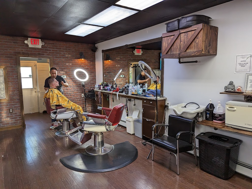 Headquarterz Barber Shop | 246 Hwy 79, Wickatunk, NJ 07765 | Phone: (732) 332-1962