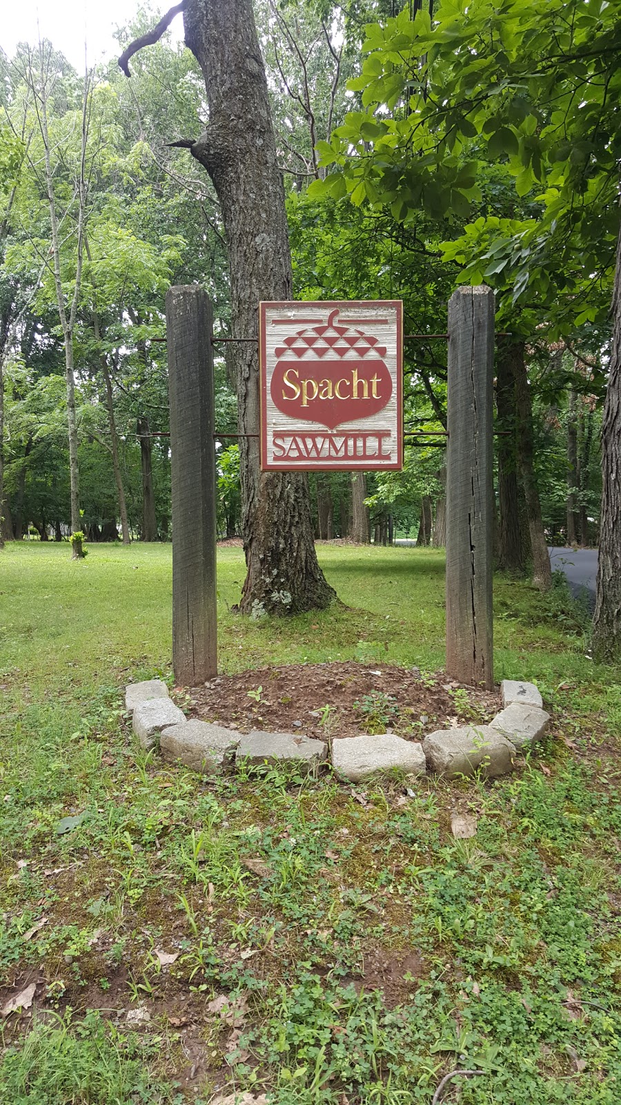 Spacht Sawmill | 1266 Quarry Hall Rd, Norristown, PA 19403 | Phone: (610) 584-1855