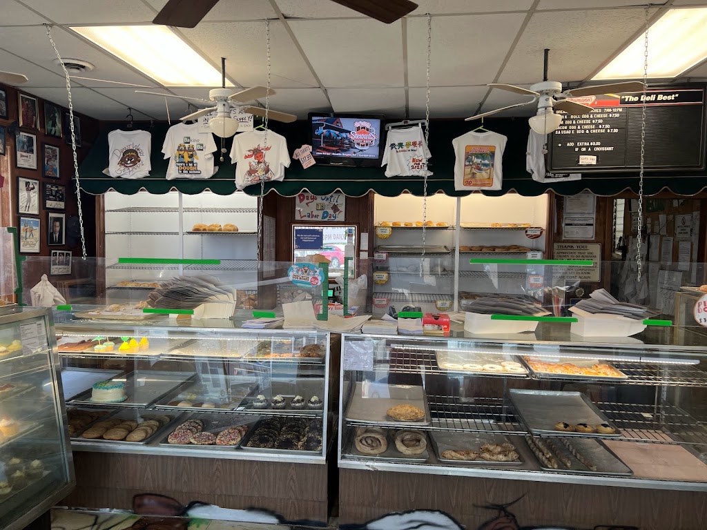 Park Bakery | 408 SE Central Ave, Seaside Park, NJ 08752 | Phone: (732) 793-4090