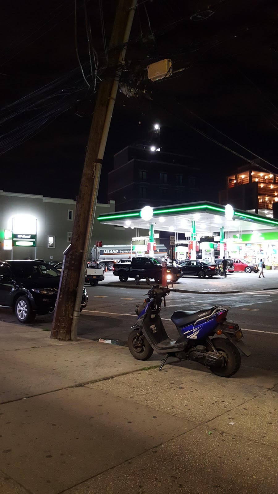 bp | 30-02 Astoria Blvd, Queens, NY 11102 | Phone: (718) 267-8500