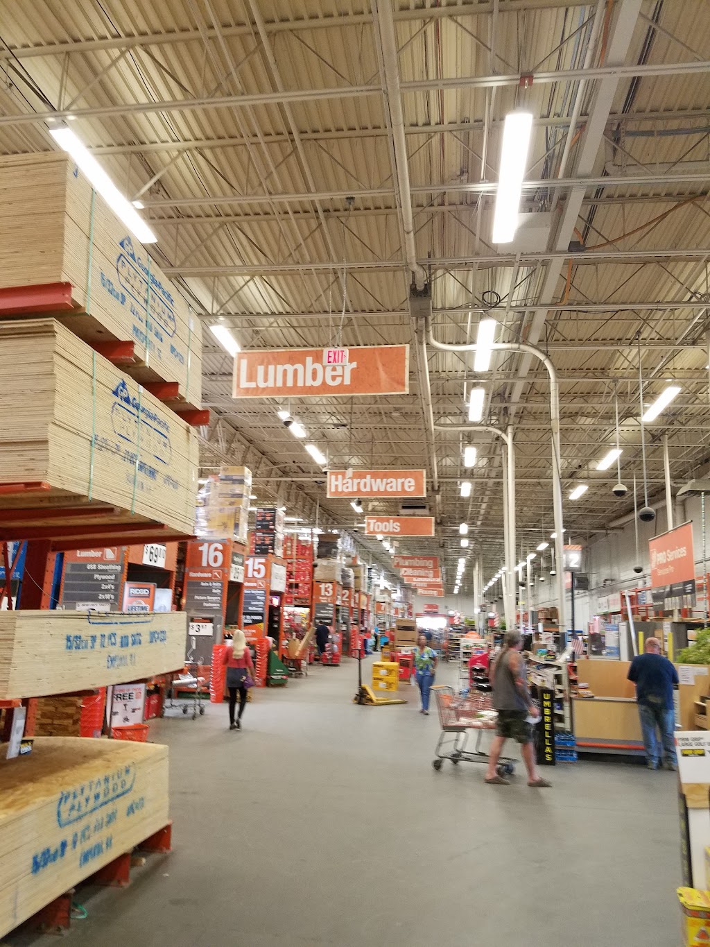 The Home Depot | 1550 Old Country Rd, Riverhead, NY 11901 | Phone: (631) 284-2530