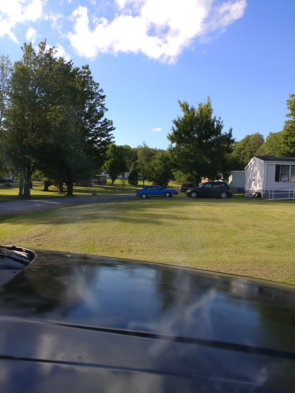 Whites Mobile Home Park & Campground, LLC | 2037 Airport Rd, Clifford, PA 18421 | Phone: (570) 222-3290