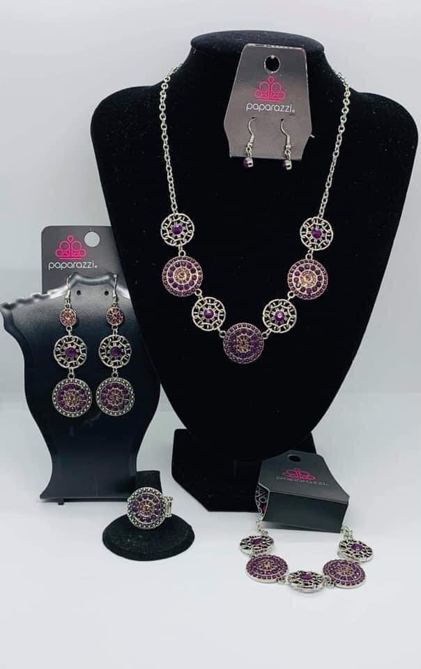 Queen Jewels Collection | 90 Gillett St Suite F, Hartford, CT 06105 | Phone: (860) 840-7539
