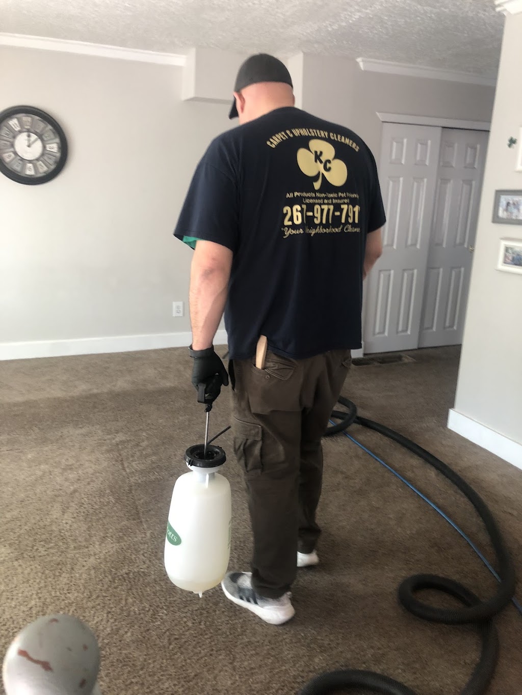 KC Carpet And Upholstery Cleaners | 9309 Glenloch St, Philadelphia, PA 19114 | Phone: (267) 380-2337