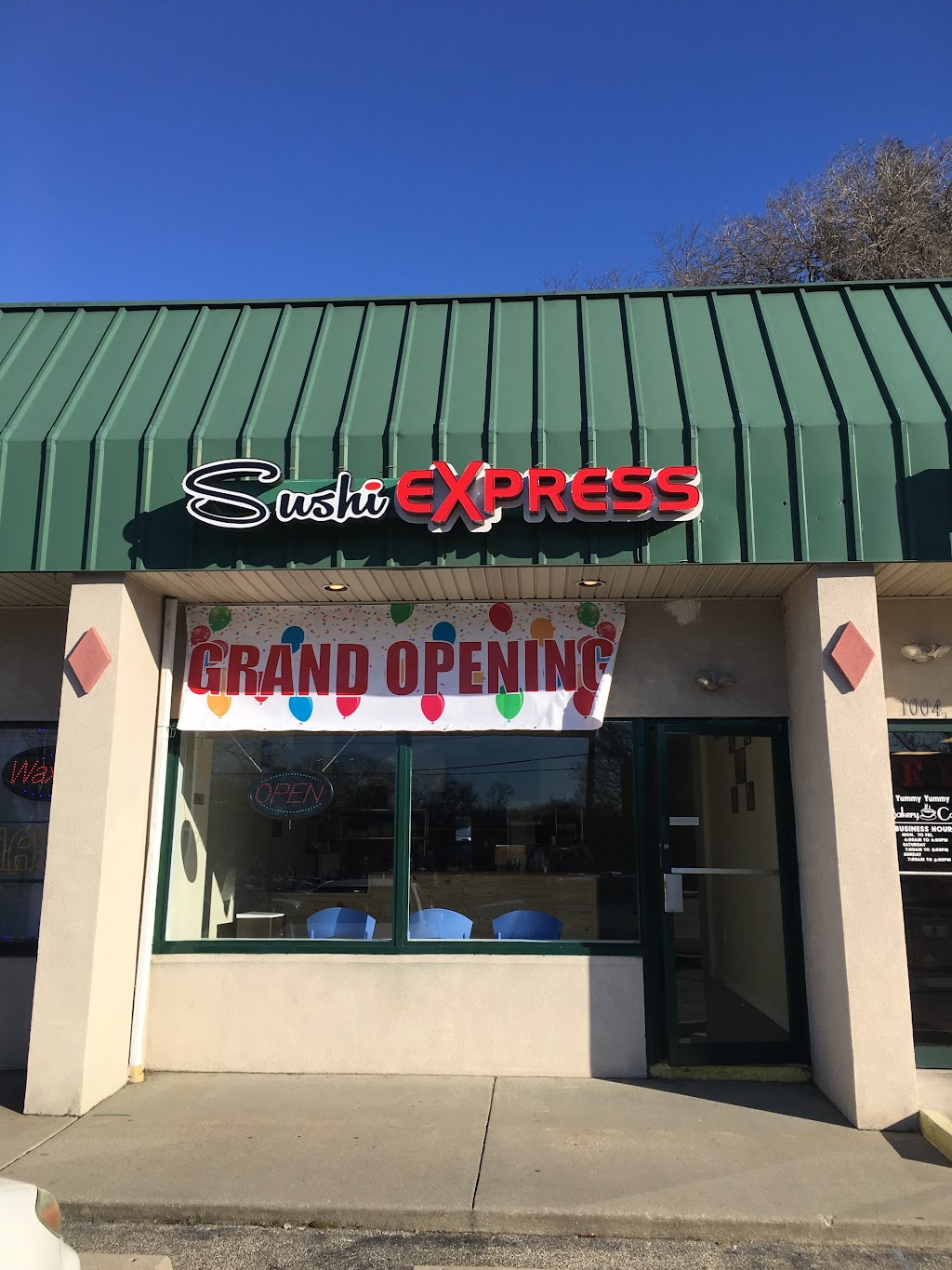 Sushi express | 1004 Cooper St, Deptford, NJ 08096 | Phone: (856) 686-9999