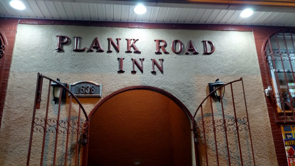 Plank Road Inn | 1538 Paterson Plank Rd, Secaucus, NJ 07094 | Phone: (201) 865-9516