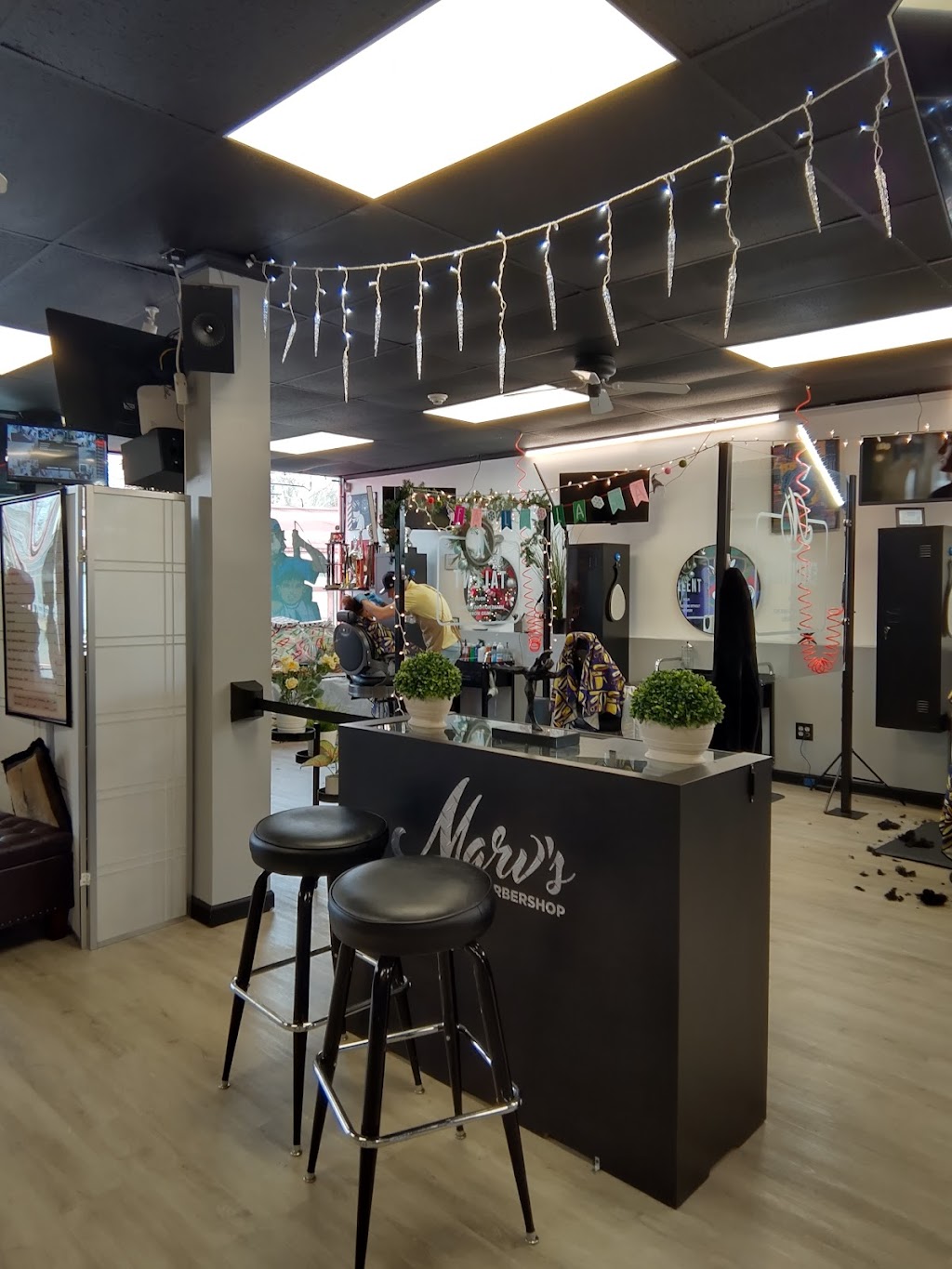 Marvs Barber Shop | 2 E Main St, Bristol, CT 06010 | Phone: (860) 261-7667