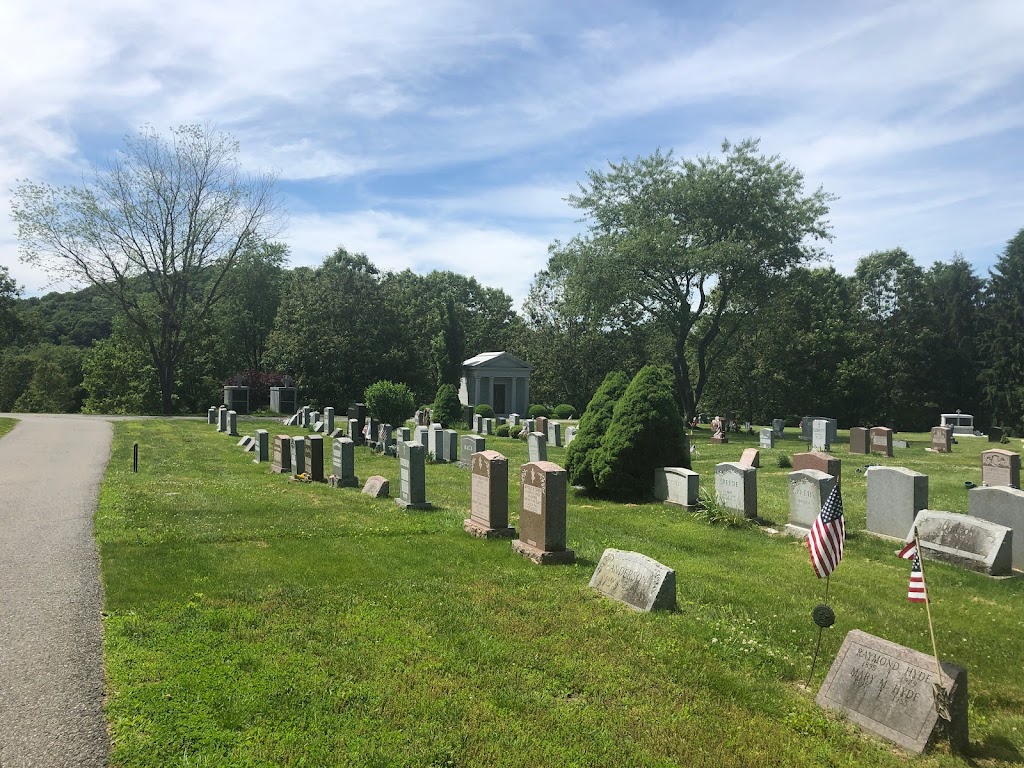 Oakwood Cemetery Inc | 304 Lexington Ave, Mt Kisco, NY 10549 | Phone: (914) 666-2536