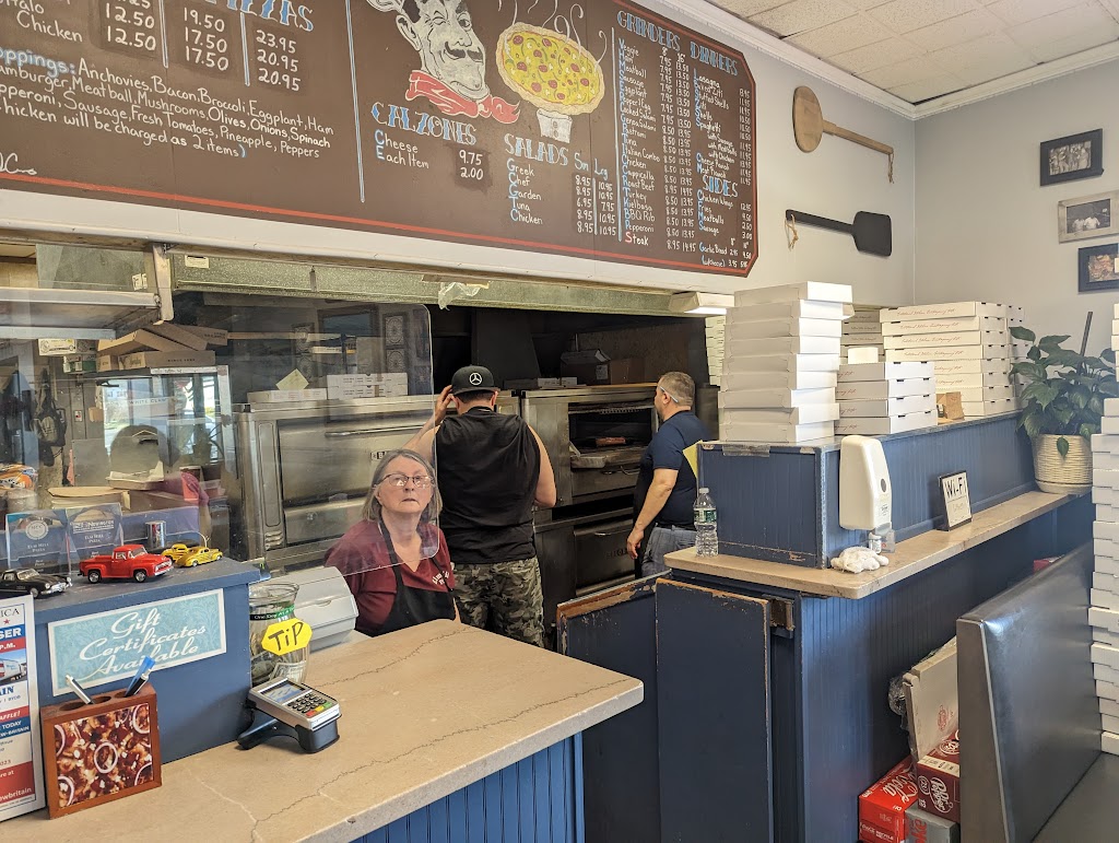 Elm Hill Pizza | 625 Maple Hill Ave, Newington, CT 06111 | Phone: (860) 666-4649