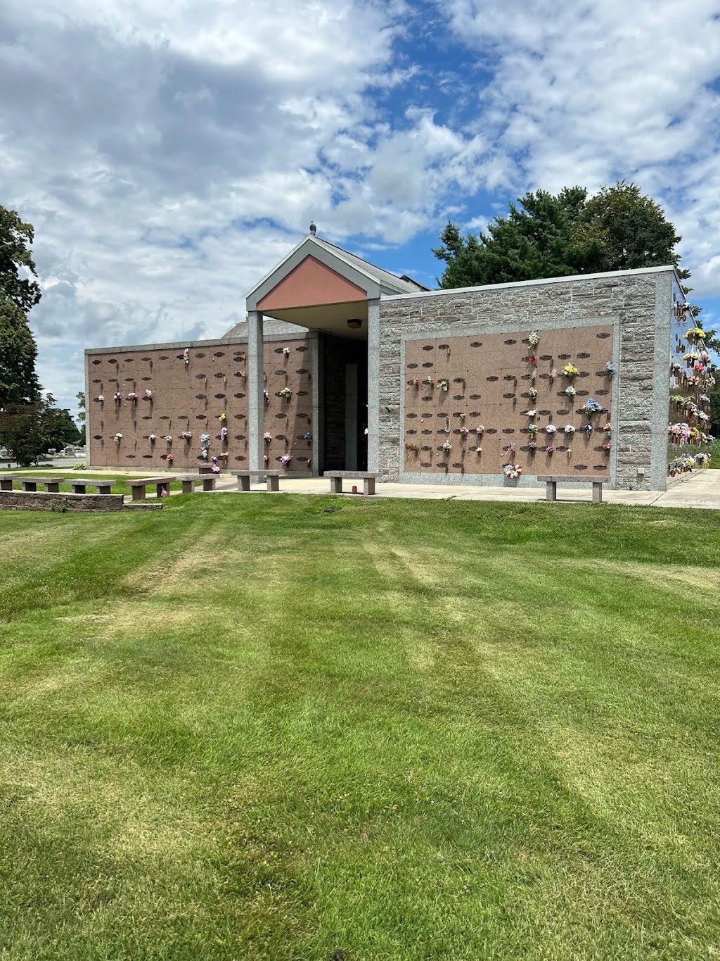 Eglington Cemetery and Memorial Gardens | 320 Kings Hwy, Clarksboro, NJ 08020 | Phone: (856) 423-0165