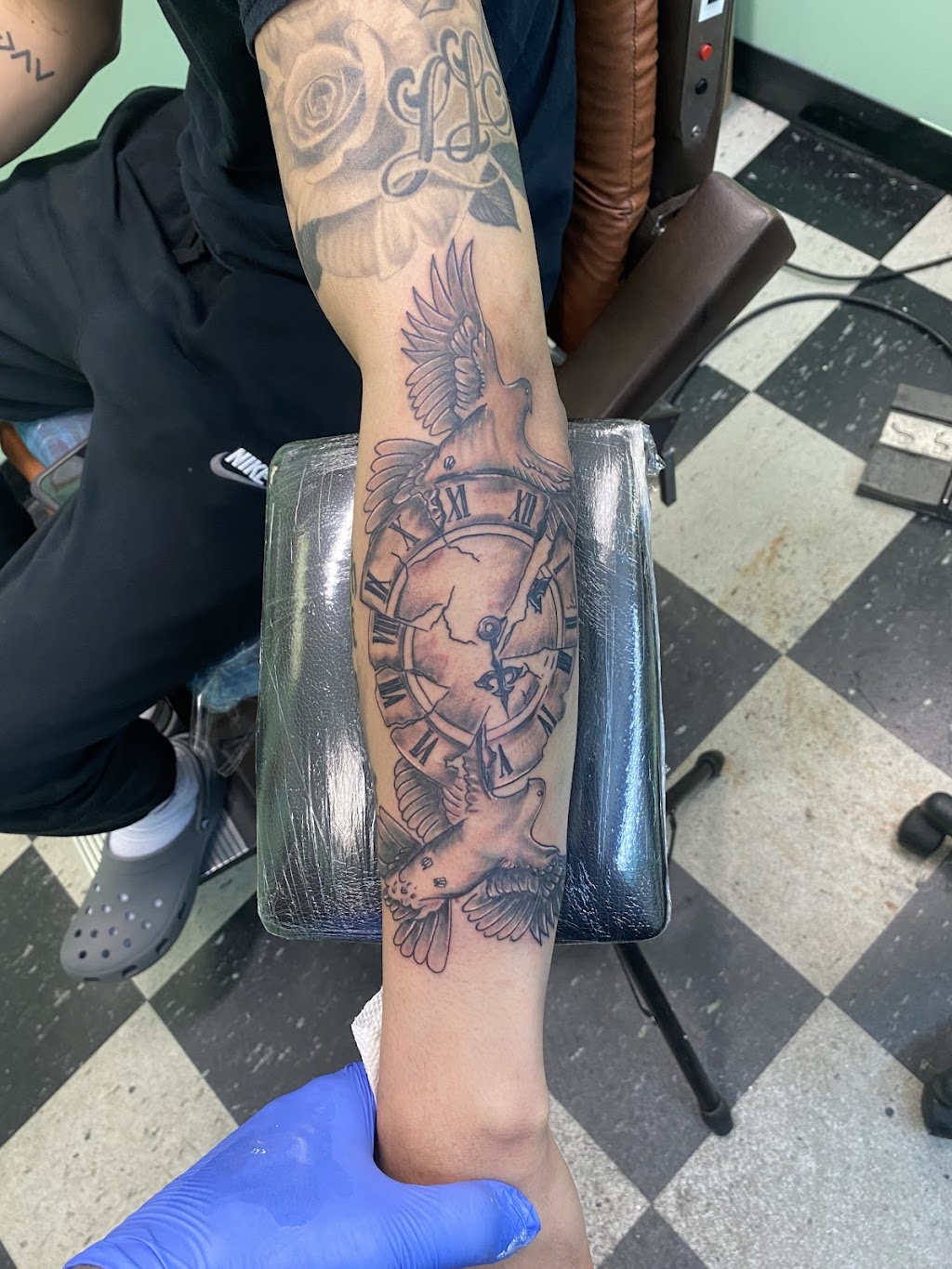 Top Hat Tattoo | 678 NY-25A, Rocky Point, NY 11778 | Phone: (631) 849-5441