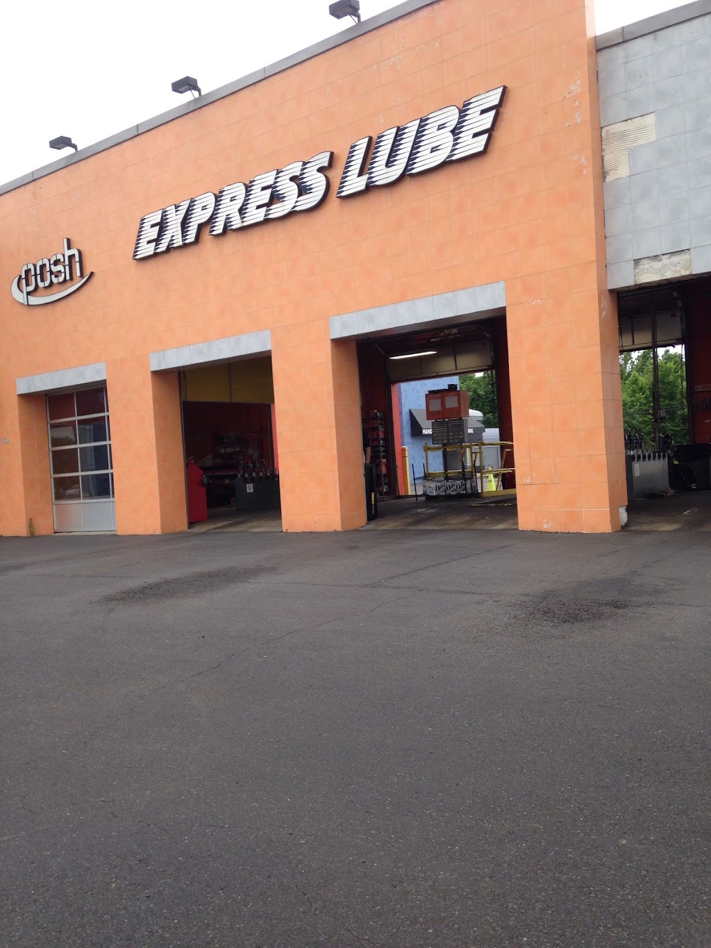 Posh Car Wash & Express Lube | 400 S White Horse Pike, Stratford, NJ 08084 | Phone: (856) 784-2323