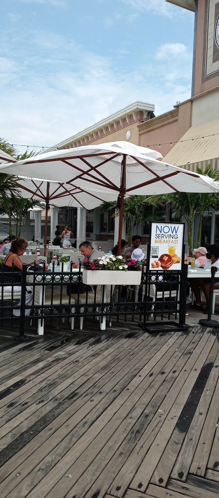 Bungalow Restaurant, Beach Bar and Hookah Lounge | 2641 Boardwalk, Atlantic City, NJ 08401 | Phone: (609) 350-6823