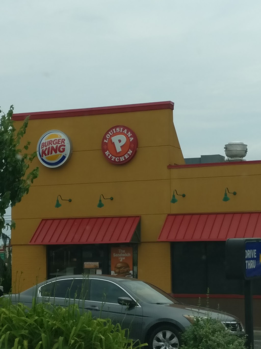 Burger King | 273 NJ-18, East Brunswick, NJ 08816 | Phone: (732) 387-2547