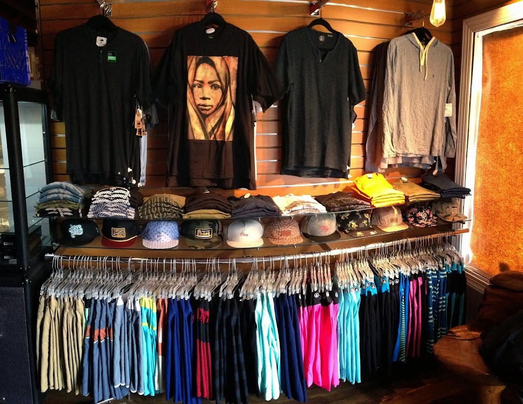 Bambootique | 318 Bay Walk, Ocean Beach, NY 11770 | Phone: (631) 583-5180