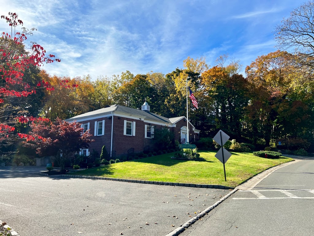 Village of Flower Hill | 1 Bonnie Heights Rd, Manhasset, NY 11030 | Phone: (516) 627-5000