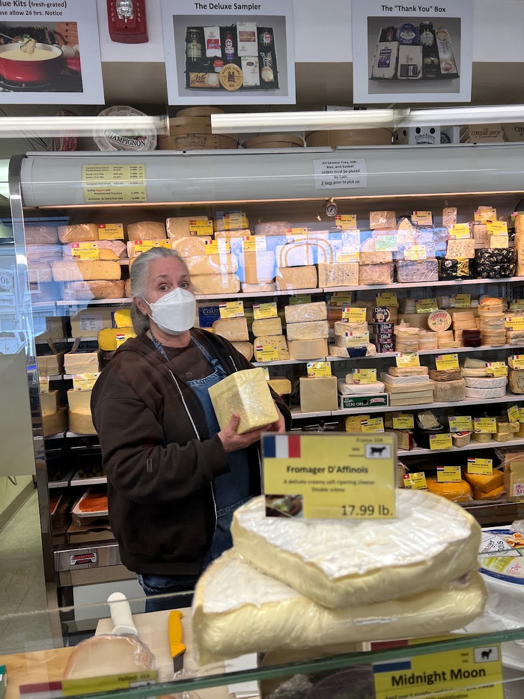 The Cheese Shop of Centerbrook | 33 Main St, Centerbrook, CT 06409 | Phone: (860) 767-8500