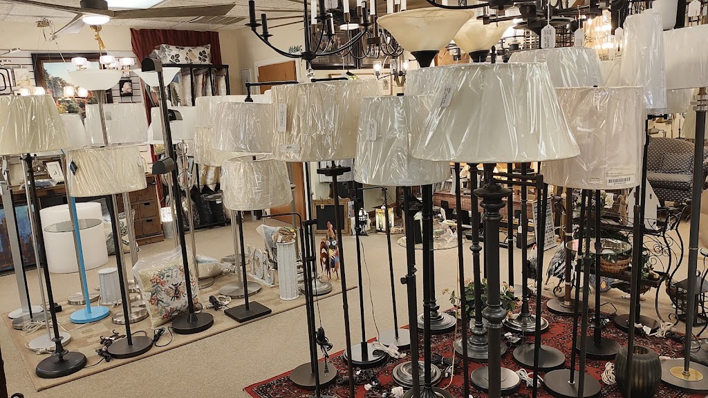 Avon Lighting Showroom | 144 Simsbury Rd, Avon, CT 06001 | Phone: (860) 678-1488