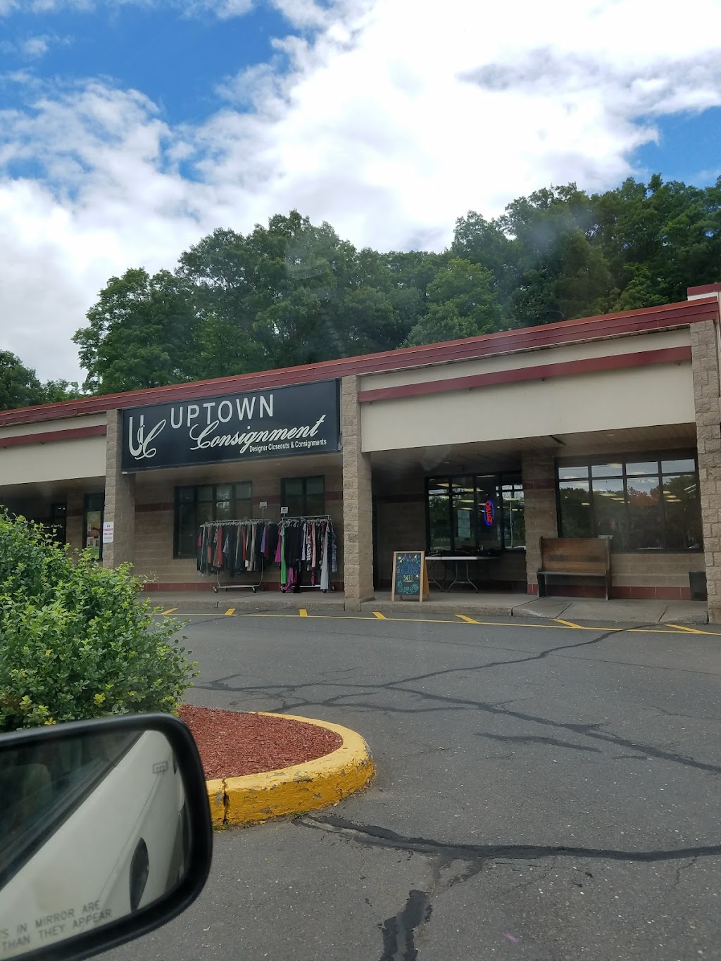 Uptown Consignment | 151 Queen St, Southington, CT 06489 | Phone: (860) 620-1266