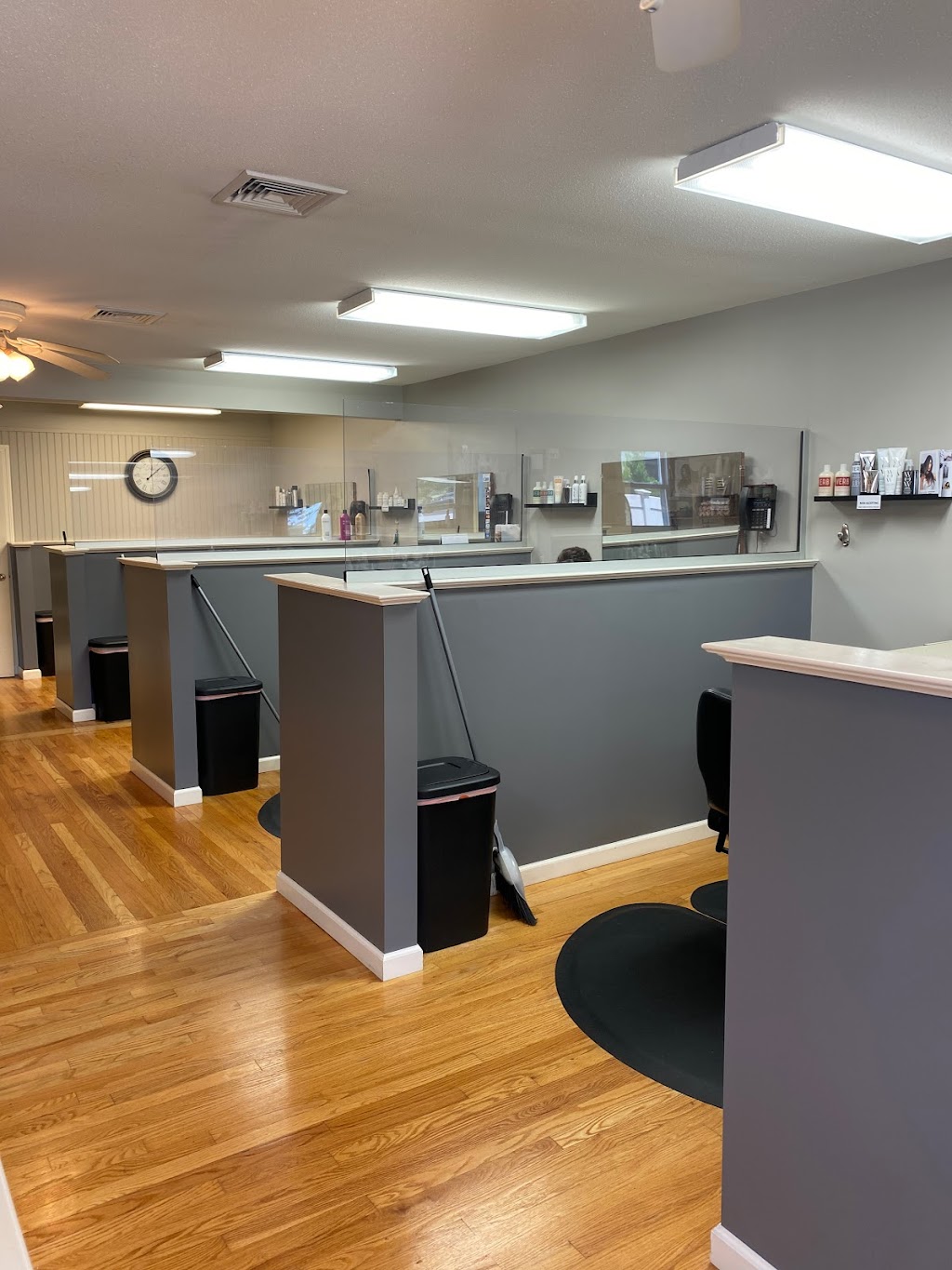 Hair Studio At Four Corners | 6 Simon Rd, Enfield, CT 06082 | Phone: (860) 265-3334