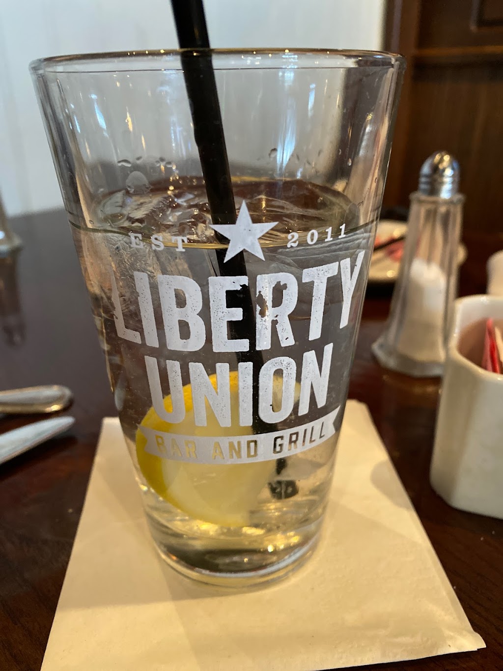 Liberty Union Bar & Grill | 519 Kimberton Rd, Phoenixville, PA 19460 | Phone: (484) 927-4244