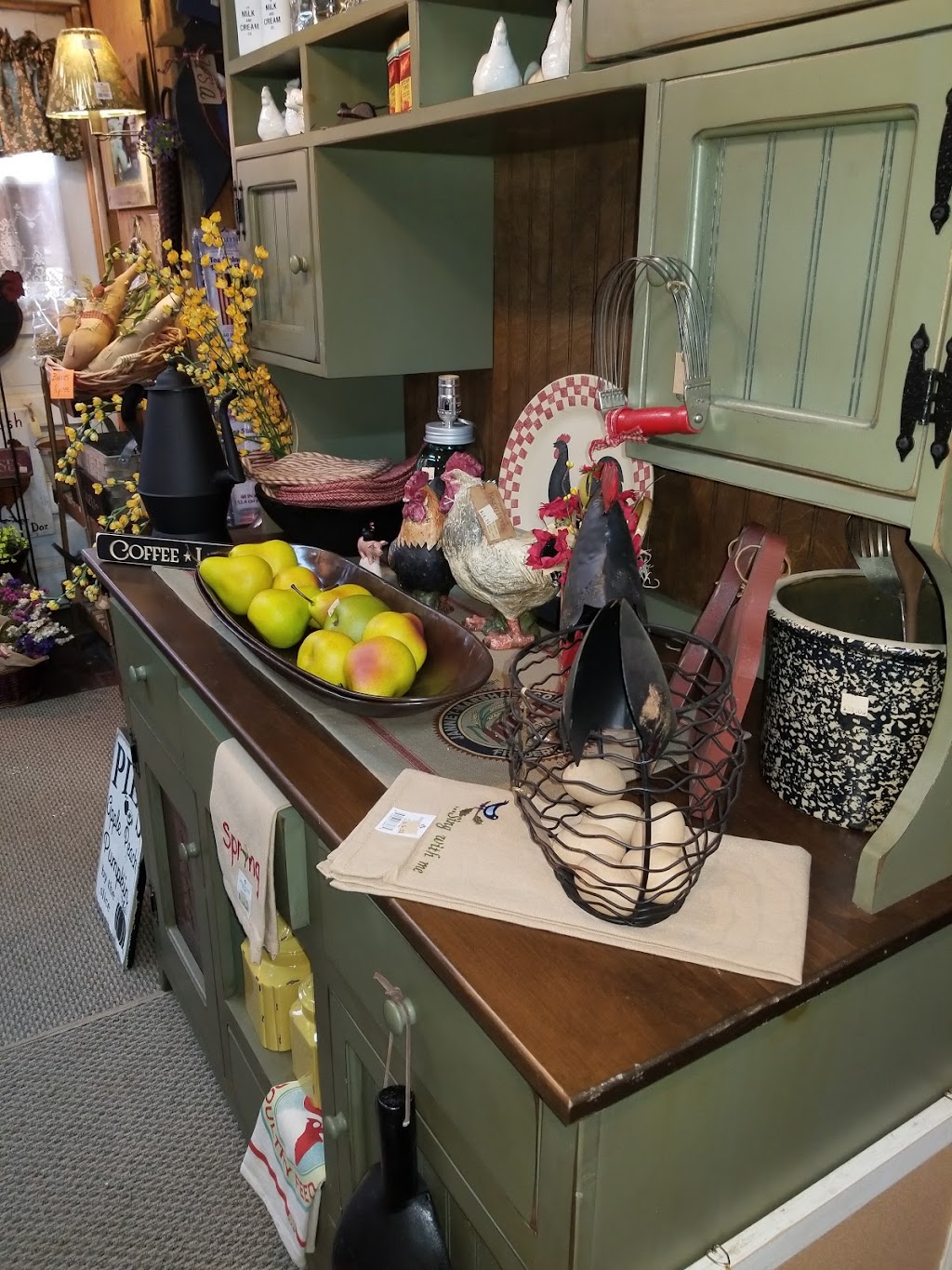 Treasures in the Rough | 188 Burt St, Saugerties, NY 12477 | Phone: (845) 246-1170