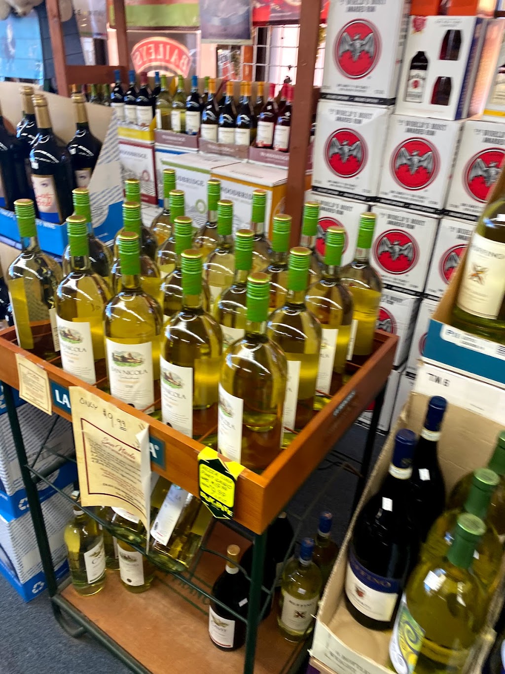 West Hills Wines & Liquors | 1720 New York Ave, Huntington Station, NY 11746 | Phone: (631) 271-7088