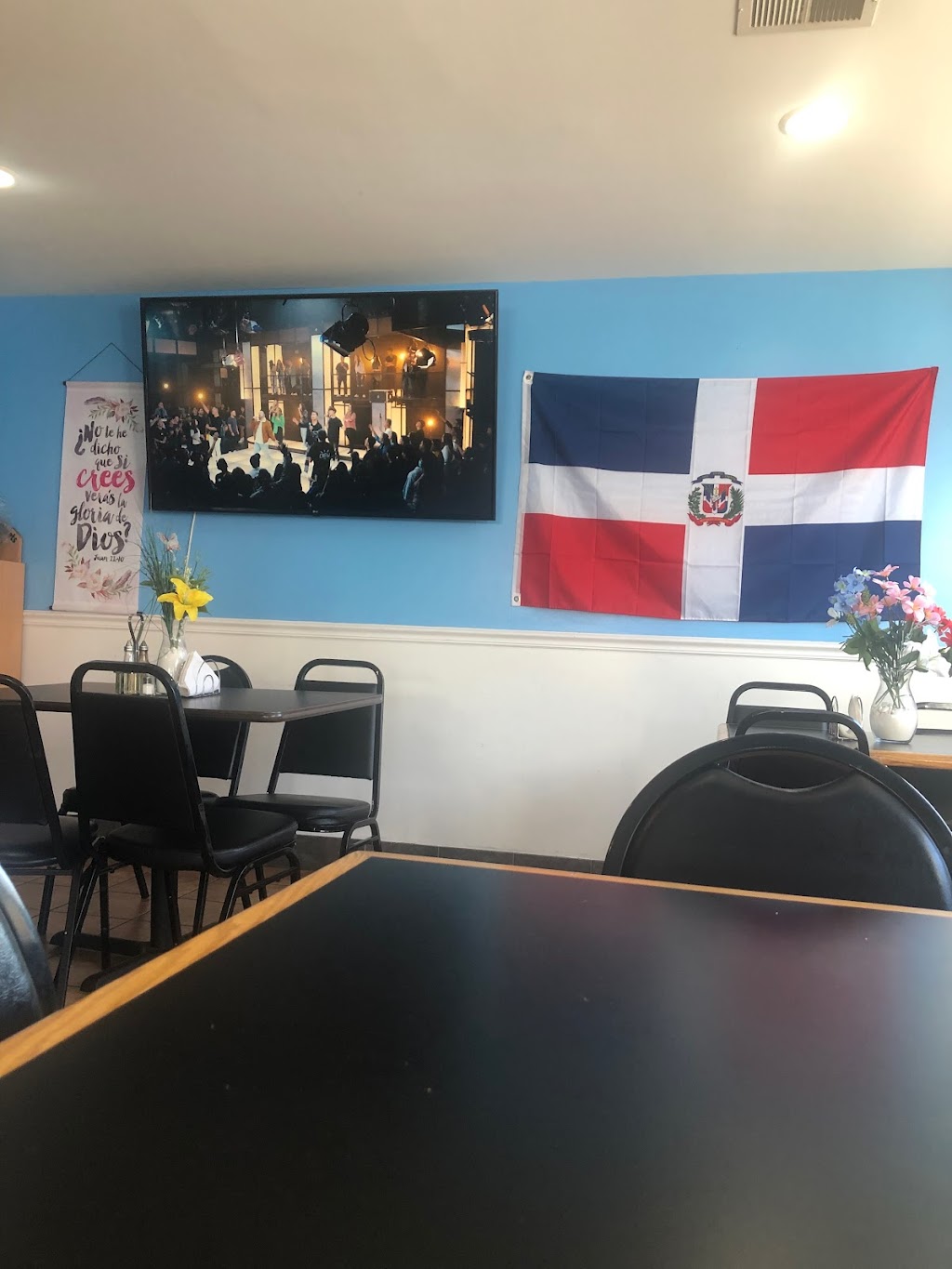 La Trinidad de Dios Restaurant | 559 S Main St, Phillipsburg, NJ 08865 | Phone: (908) 454-5424