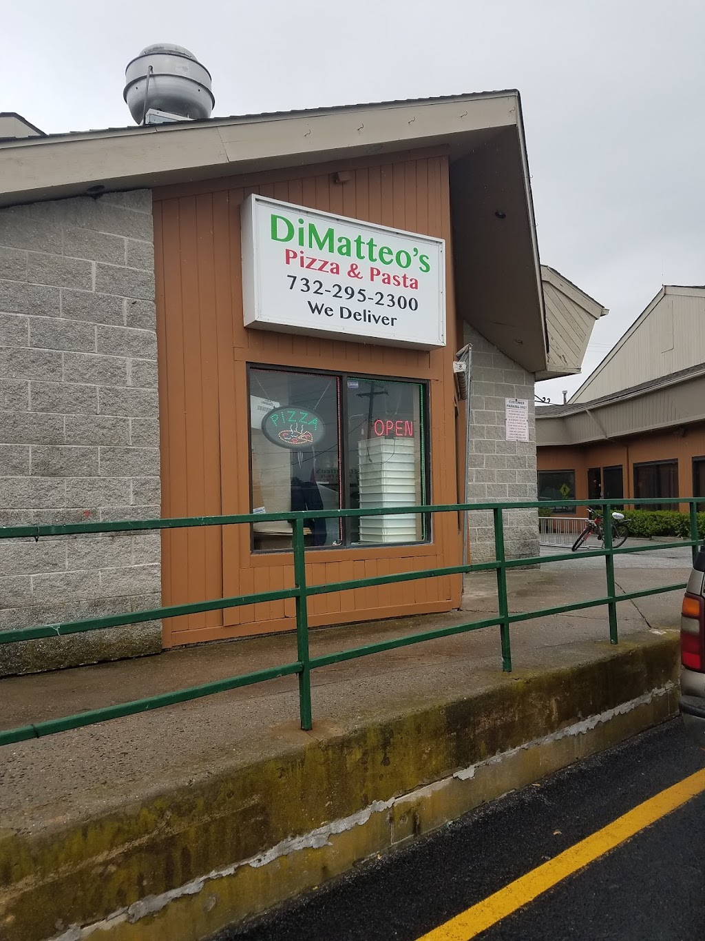 DiMatteos Pizza & Pasta | 1901 Ocean Ave N, Point Pleasant Beach, NJ 08742 | Phone: (732) 295-2300
