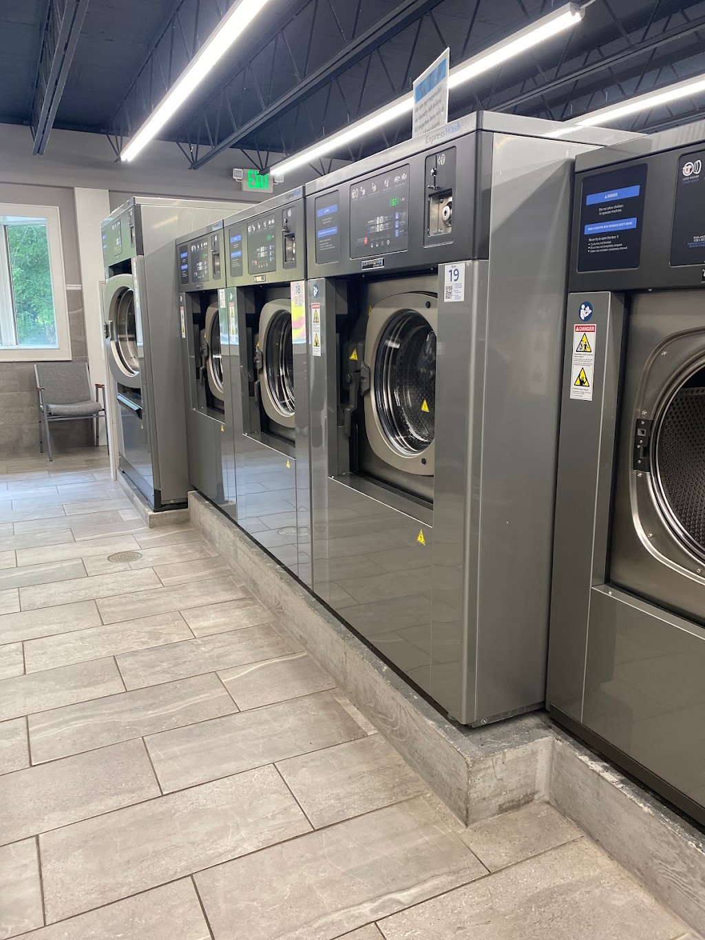 Forester Ave Express Laundry Center | 28 Forester Ave, Warwick, NY 10990 | Phone: (845) 544-2215