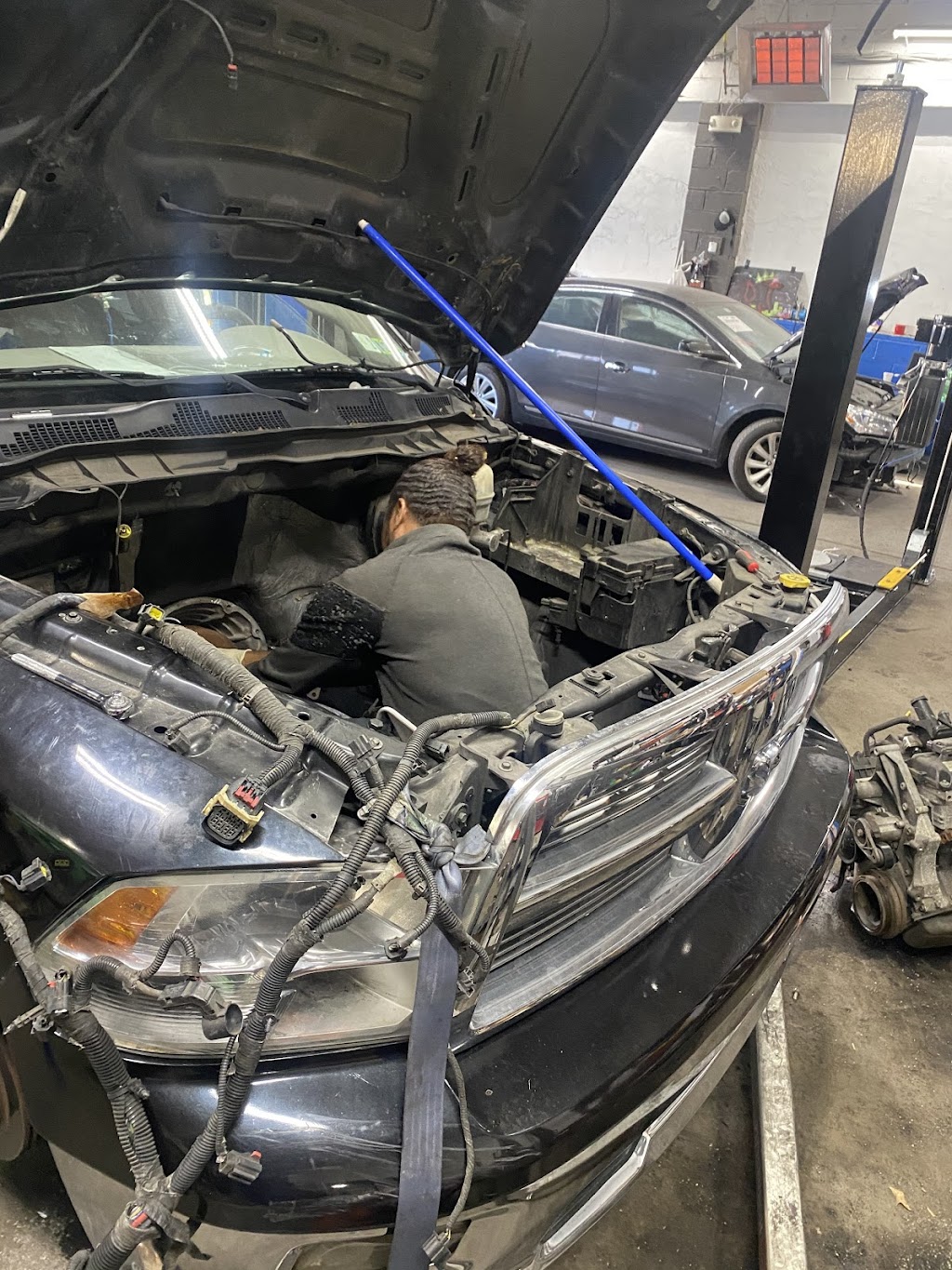 Precise Collision Center | 8575 Torresdale Ave, Philadelphia, PA 19136 | Phone: (215) 941-7751
