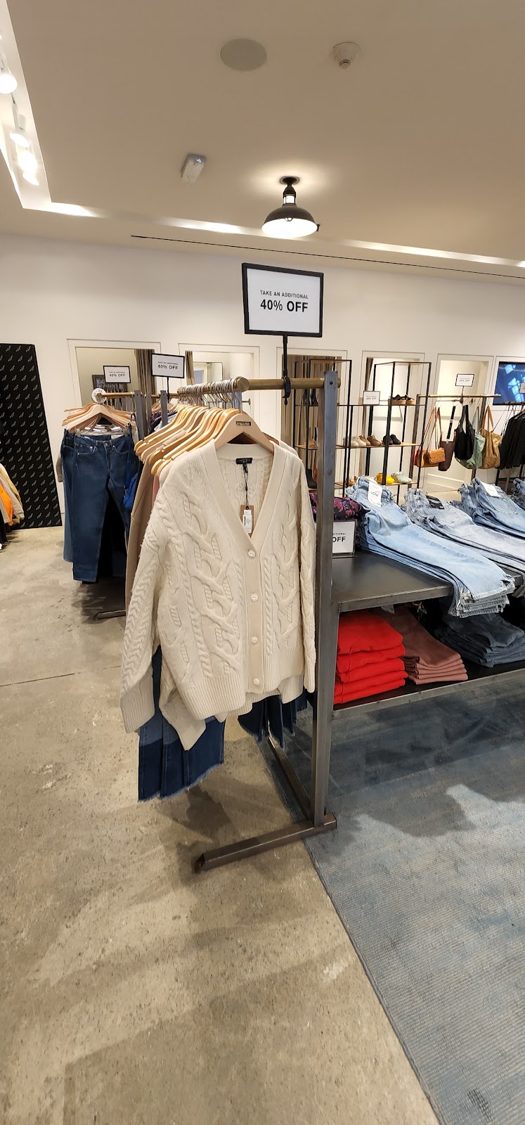 rag & bone Outlet | 649 Race Track Lane, Central Valley, NY 10917 | Phone: (845) 928-9022