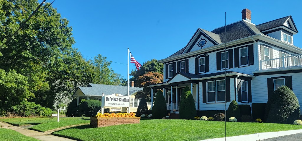 De Friest-Grattan Funeral Home | 51400 NY-25, Southold, NY 11971 | Phone: (631) 765-3850