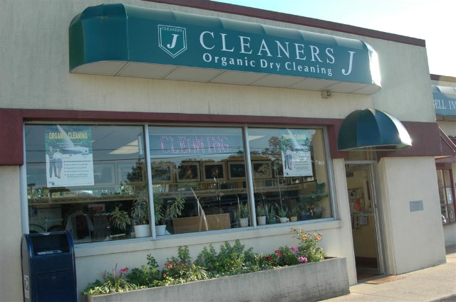 Cleaners J | 645 Newman Springs Rd, Lincroft, NJ 07738 | Phone: (732) 747-3777