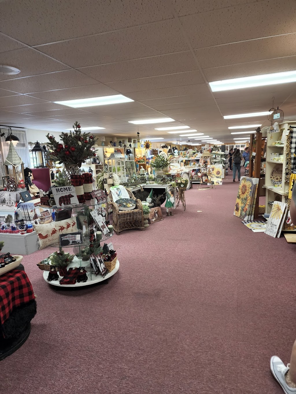 The Shoppes at American Candle | 3414 PA-611, Bartonsville, PA 18321 | Phone: (570) 629-3388