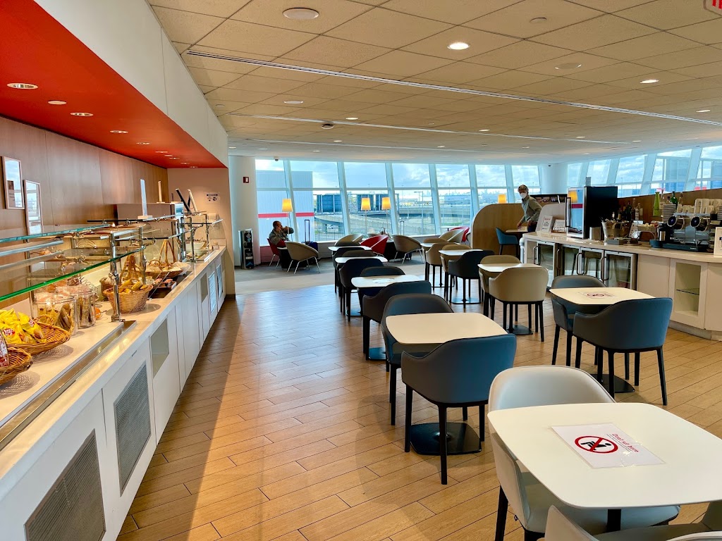 Air France Lounge | John F. Kennedy Airport, Queens, NY 11430 | Phone: (800) 237-2747