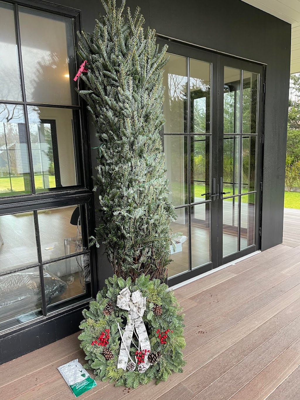 Long Island Christmas Tree Delivery | 110 Jericho Turnpike, Mineola, NY 11501 | Phone: (516) 524-9428