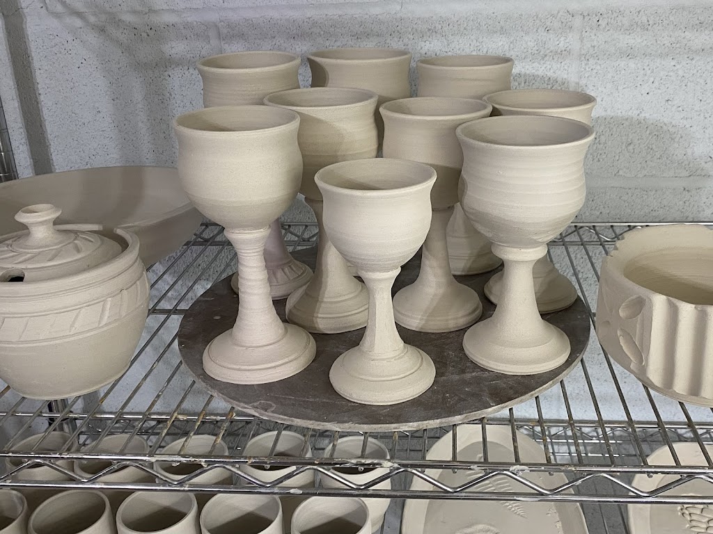 Saunders Mountain Pottery | 117 Edwin Ln, Stroudsburg, PA 18360 | Phone: (570) 994-3888