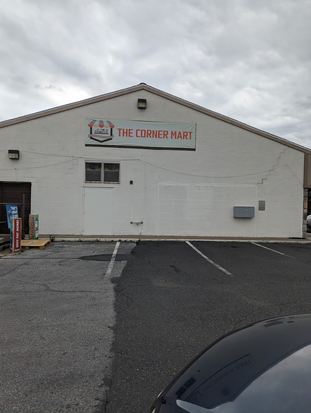 The Corner Mart | 2441 W Emaus Ave, Allentown, PA 18103 | Phone: (610) 351-4101