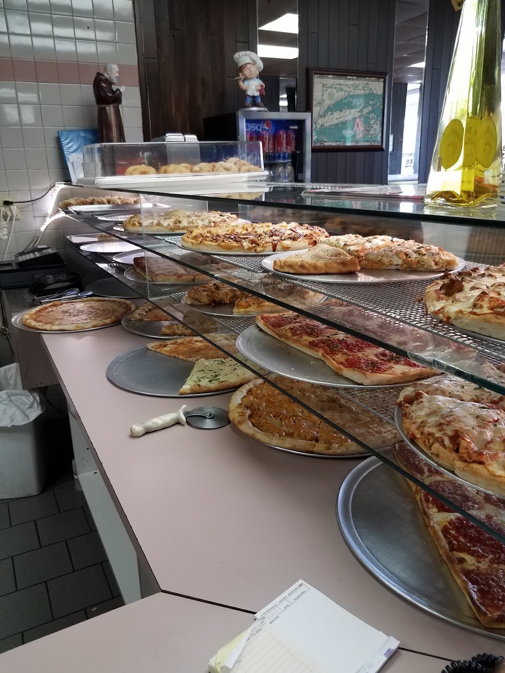 La Supreme Pizza | 887 Montauk Hwy, Oakdale, NY 11769 | Phone: (631) 589-5505